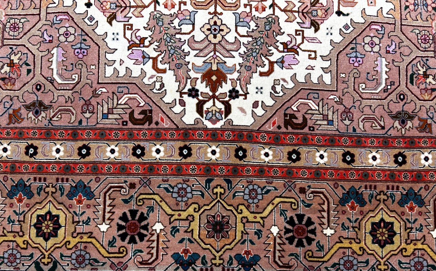 8'1"x11'10'' Fine Hand-Knotted Very Fine Wool Pile Tabrize Herize Area Rug