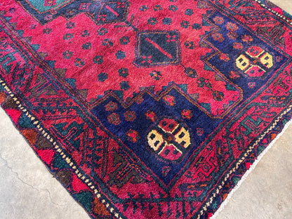 4'10" x 8'10" Hand-Knotted 100% Wool Pile Hamadane Area Rug - Carpet