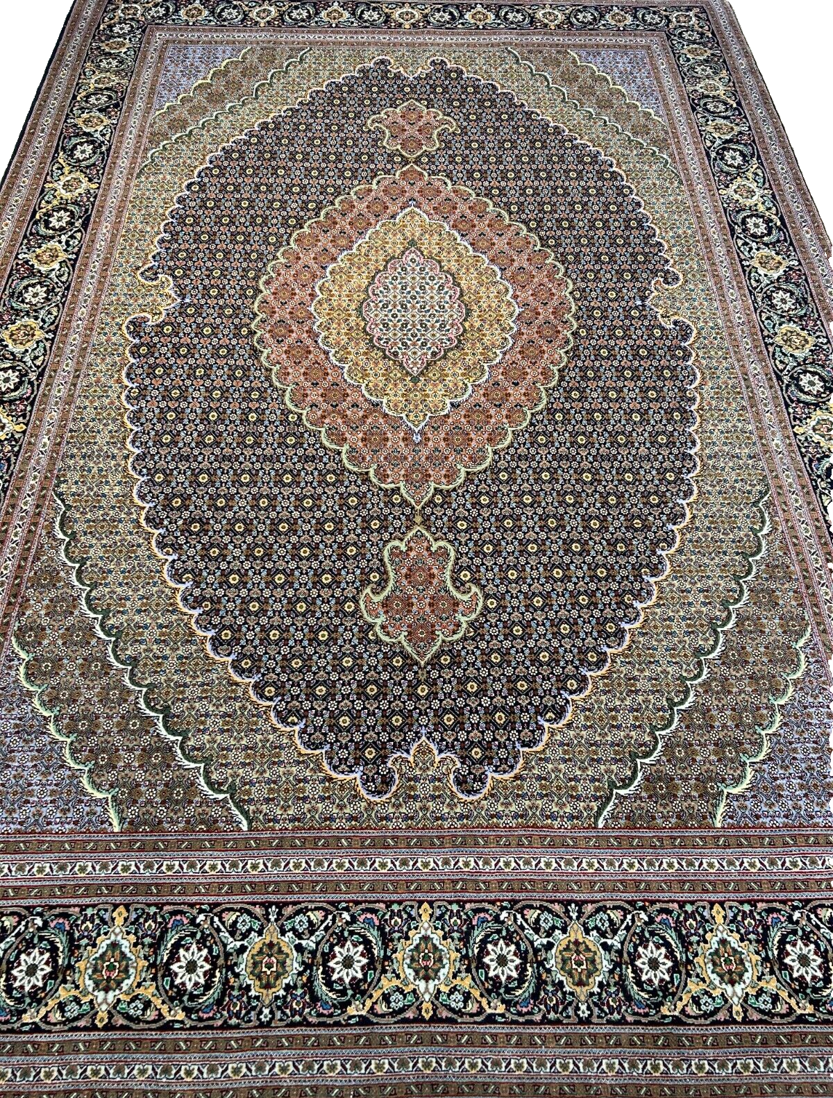 6'8"x9'8" Fine Hand-Knotted Wool & Silk Oriental Tabrize Rug - Area Carpet