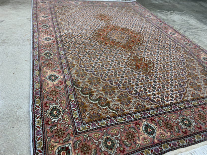 3'5"x4'10" Hand-Knotted Wool & Silk Tabrize Mahi Rug