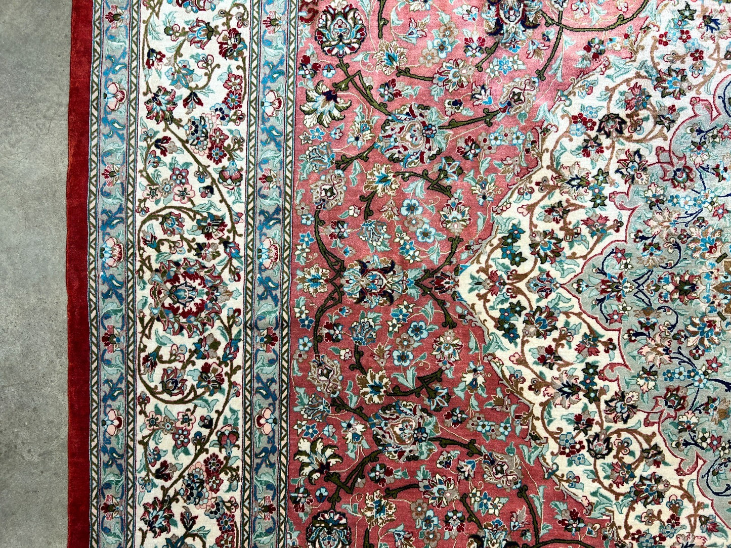 6'5"x9'5" Exquisite Hand-Knotted 100% Silk Qume Rug