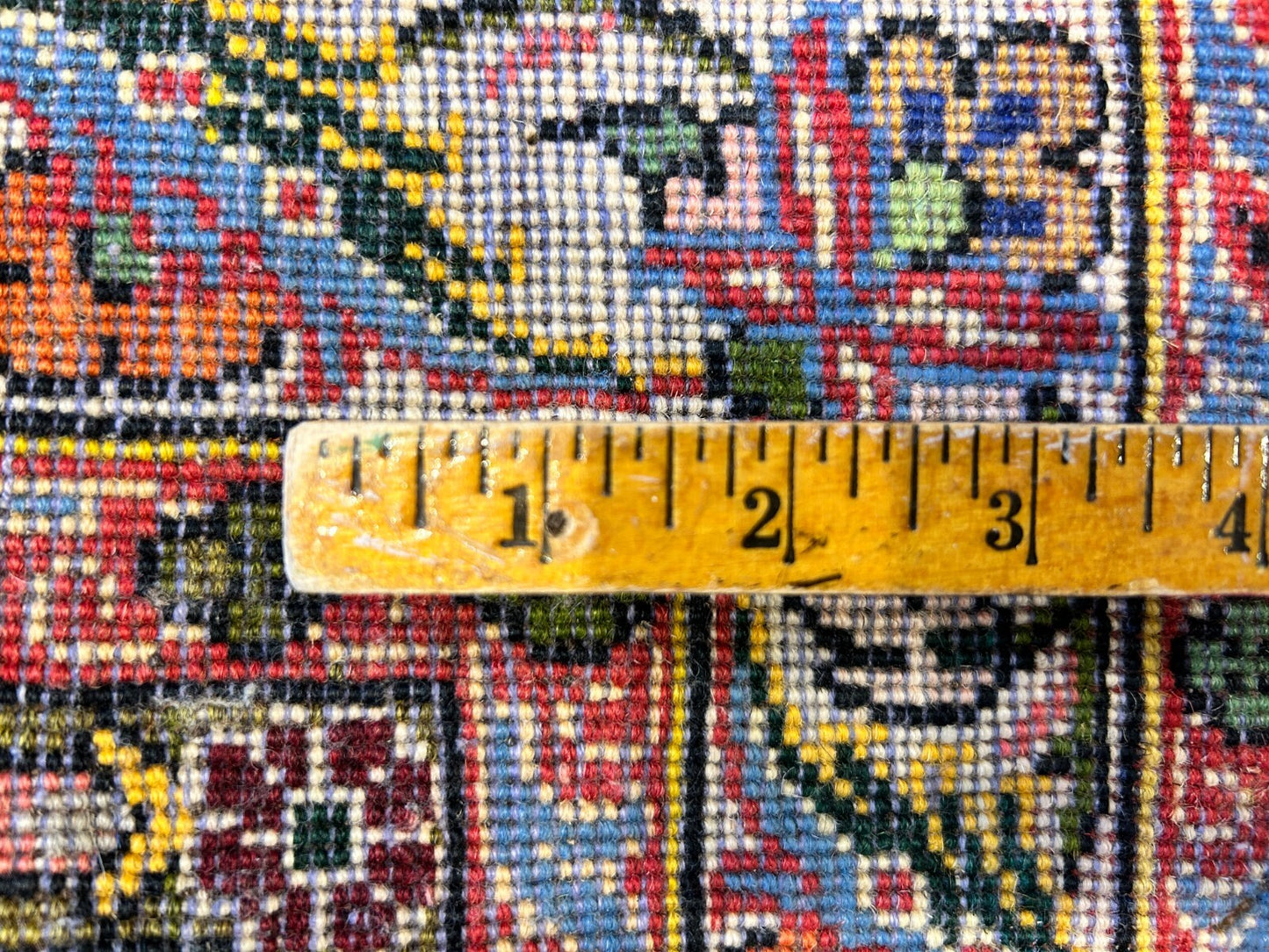 3'5"x5'2" Hand-Knotted 100% Lamb Wool Bakhtiarie Carpet - Area Rug