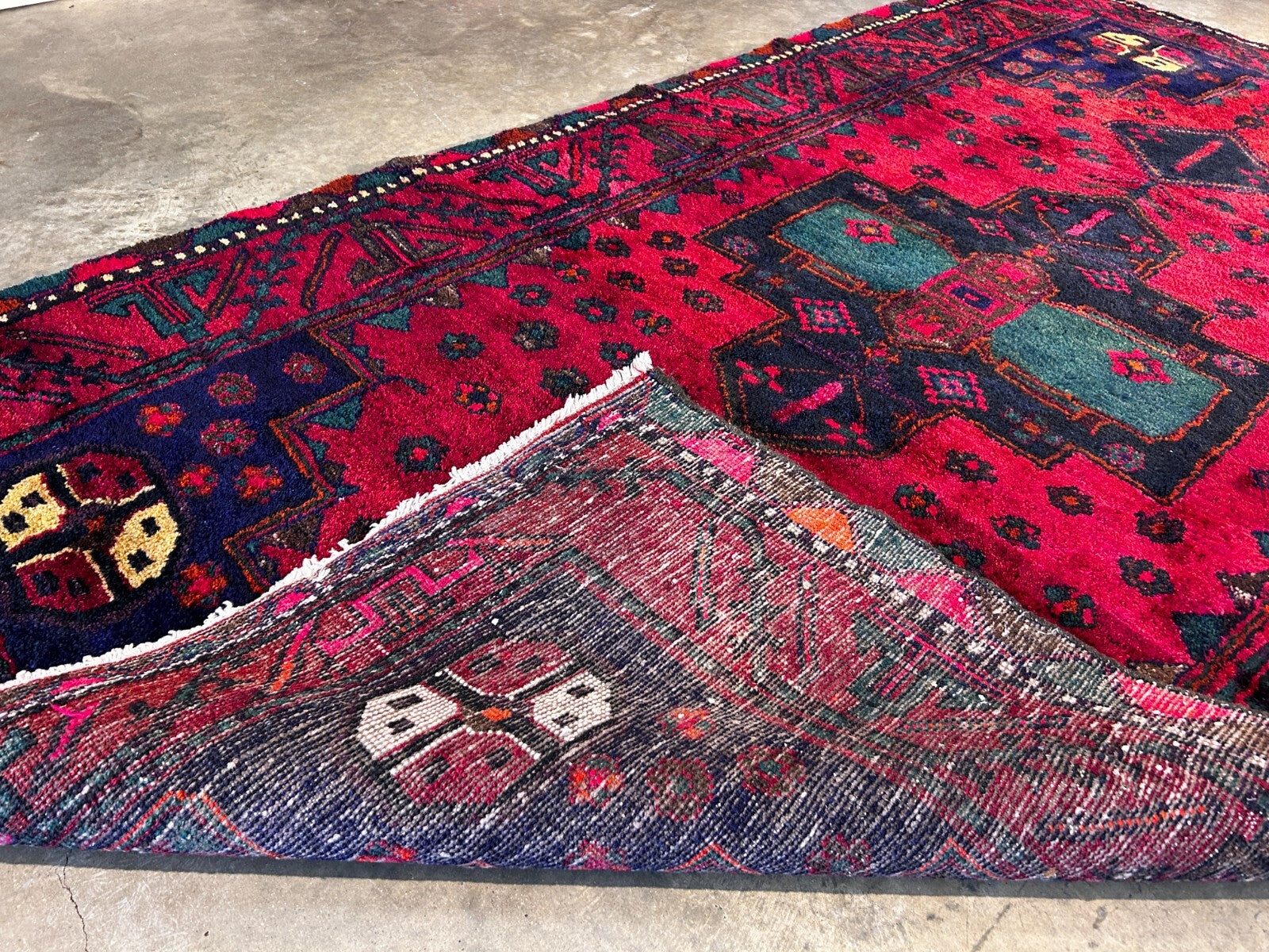 4'10" x 8'10" Hand-Knotted 100% Wool Pile Hamadane Area Rug - Carpet