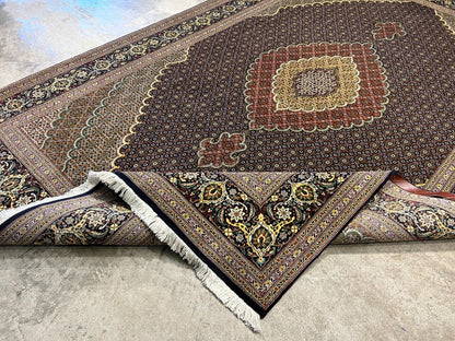 6'8"x10'3" Fine Hand-Knotted Wool & Silk Blend Tabrize Mahi Carpet - Area Rug