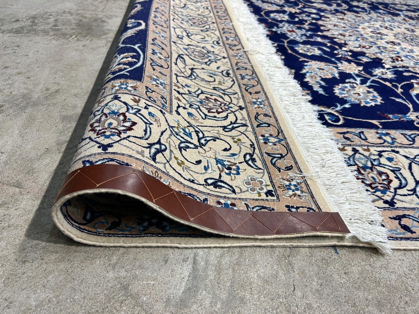 6'5"x10'1" Hand-Knotted Silk & Wool Blend Carpet - Naine Area Rug