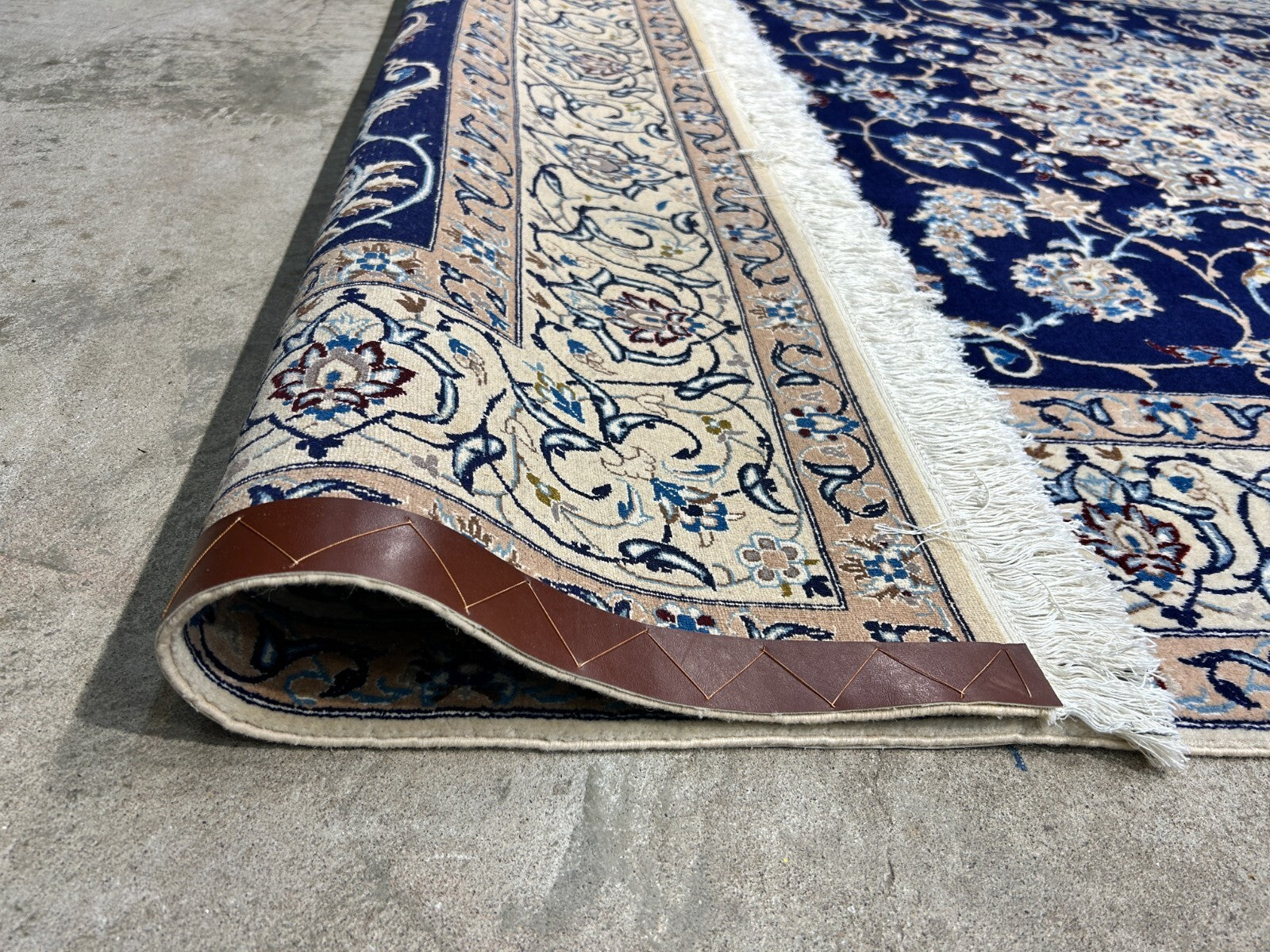 6'5"x10'1" Hand-Knotted Silk & Wool Blend Carpet - Naine Area Rug