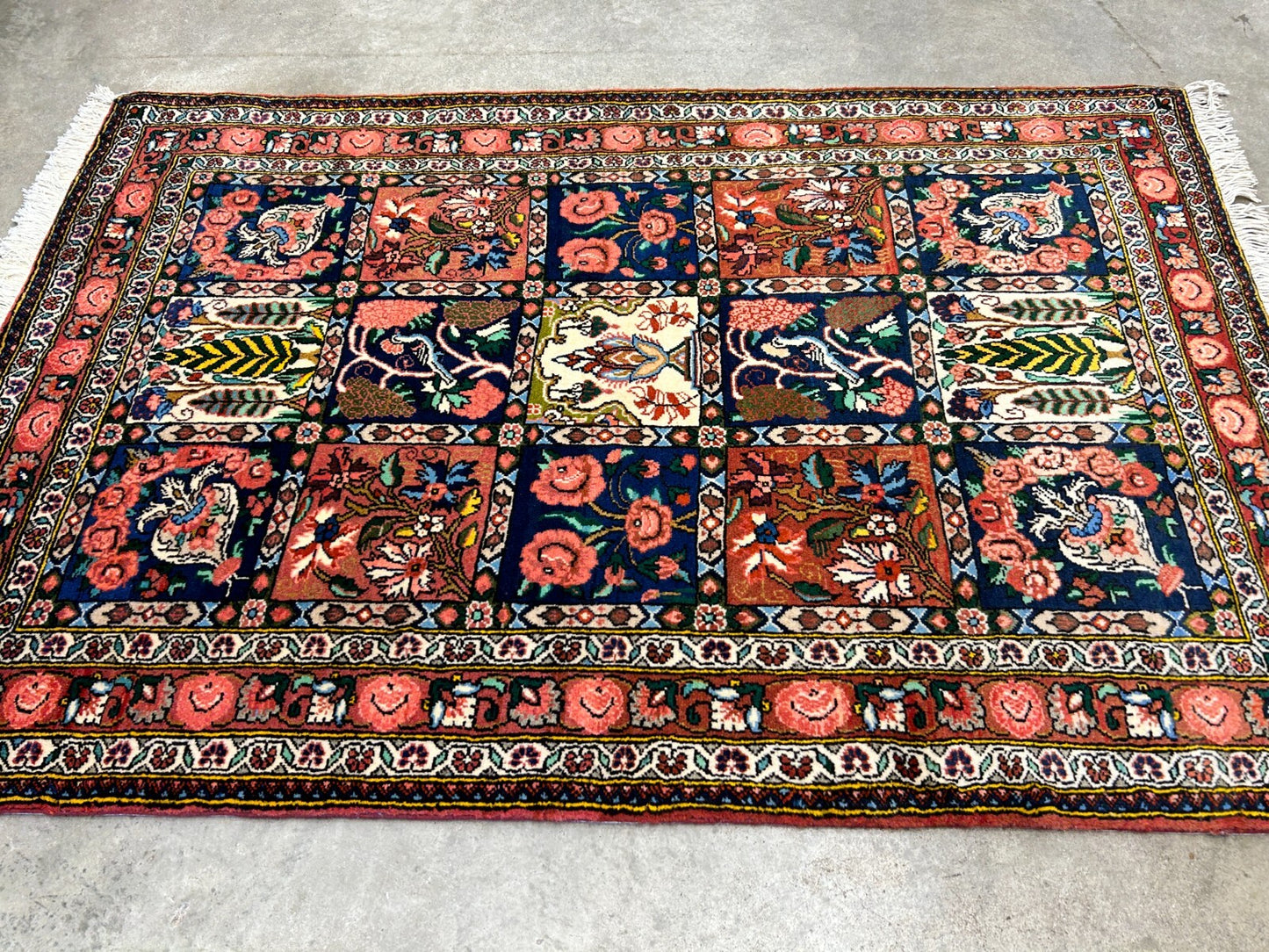 3'5"x5'2" Hand-Knotted 100% Lamb Wool Bakhtiarie Carpet - Area Rug