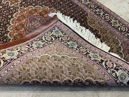 3'6"x5' Fine Hand-Knotted Wool & Silk Blend Tabrize Mahi Area Rug