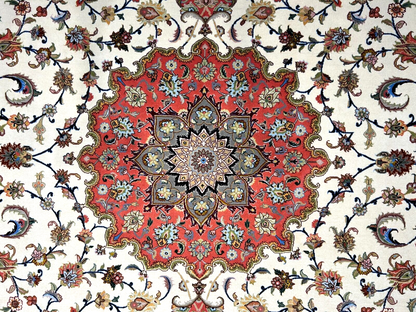 6'9"x8'1" Fine Hand-Knotted Wool & Silk Blend Tabrize Carpet - Area Rug