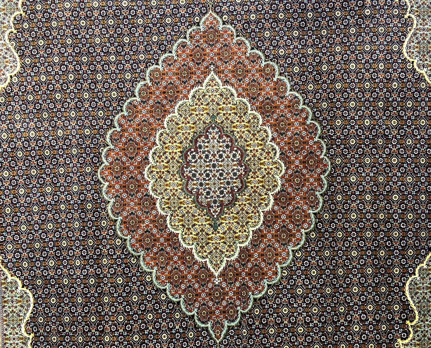 6'8"x10'3" Fine Hand-Knotted Wool & Silk Blend Tabrize Mahi Carpet - Area Rug