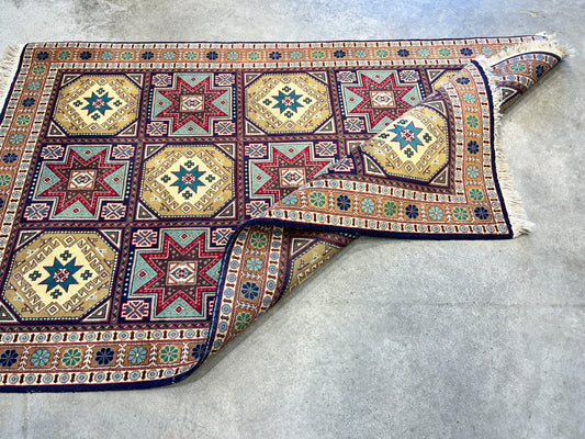 3'5"x5'4" Hand-Knotted 100% Wool Pile Tabrize Rug