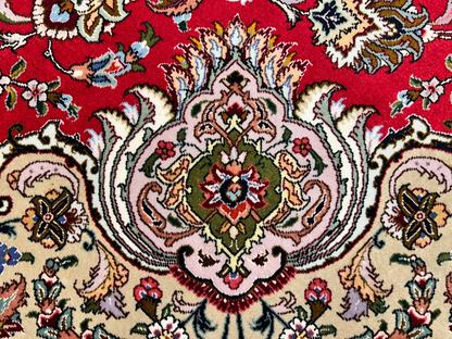 8'10"x12'11" Fine Hand-Knotted Wool & Silk Tabrize Rug