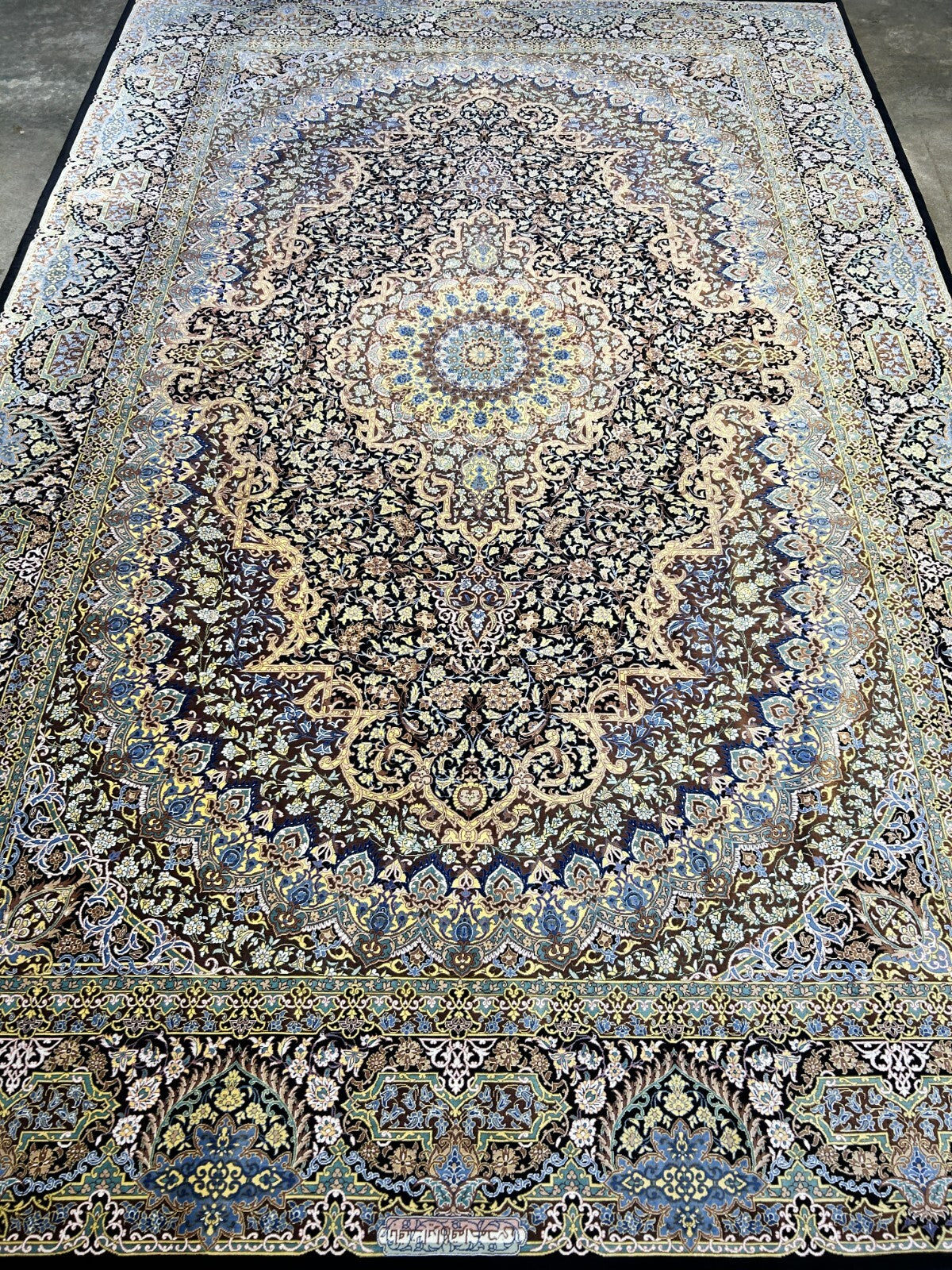 6'5"x9'10" Exquisite Hand-Knotted 100% Silk Qume Rug