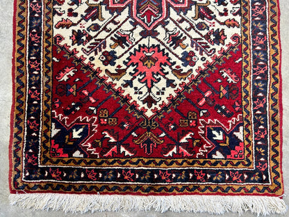 3'1"x5' Hand-Knotted 100% Wool Pile Herize Rug