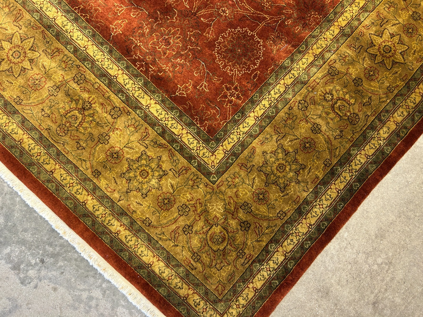 9'x12' Hand-Knotted 100% Wool Pile SAFAVIEH Rug