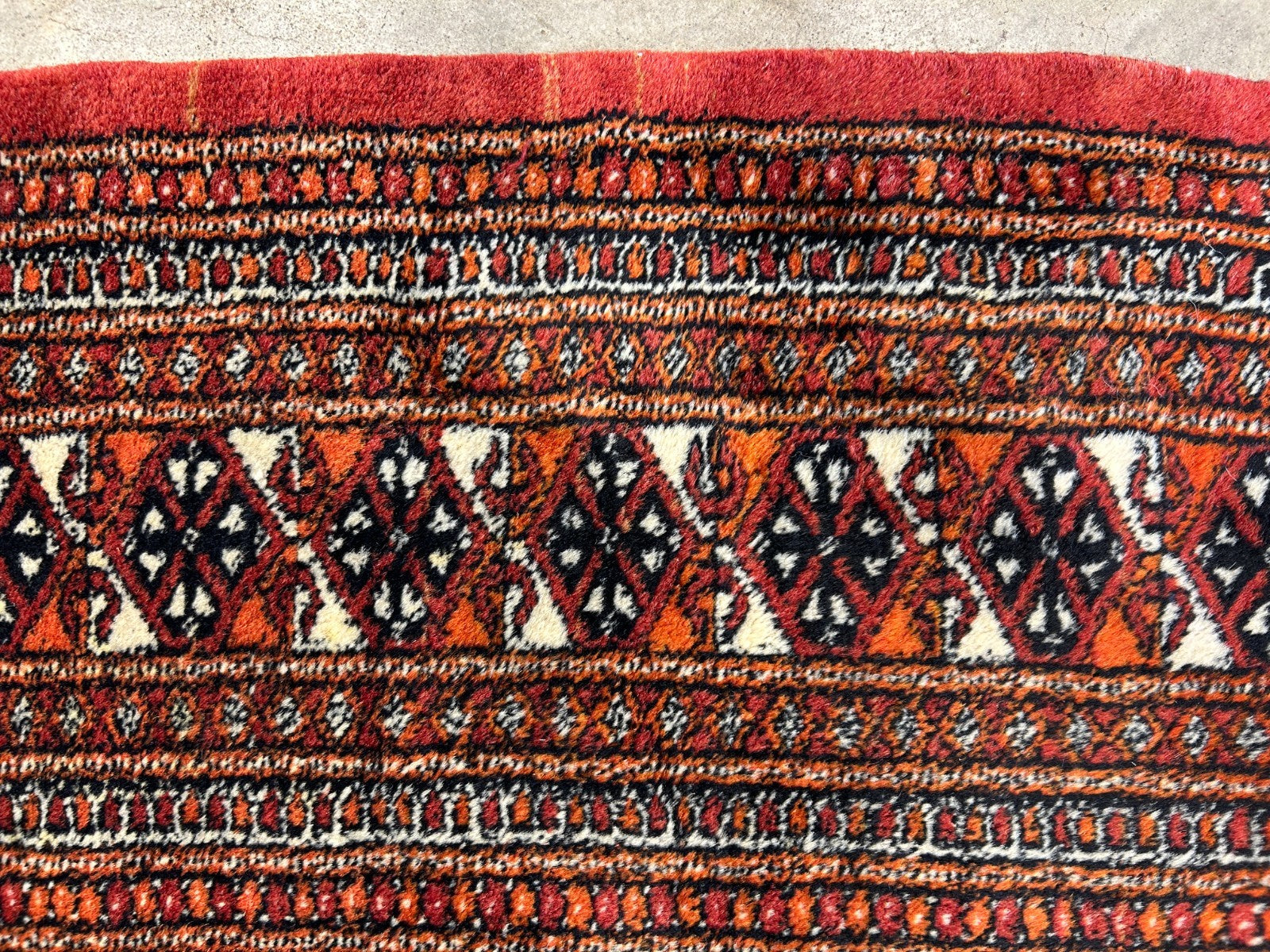 4'2"x6' Hand-Knotted 100% Wool Bokhara Area Rug - Carpet