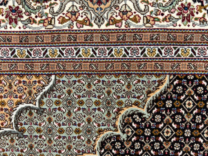 6'8"x10' Fine Hand-Knotted Wool & Silk Oriental Tabrize Rug - Area Carpet
