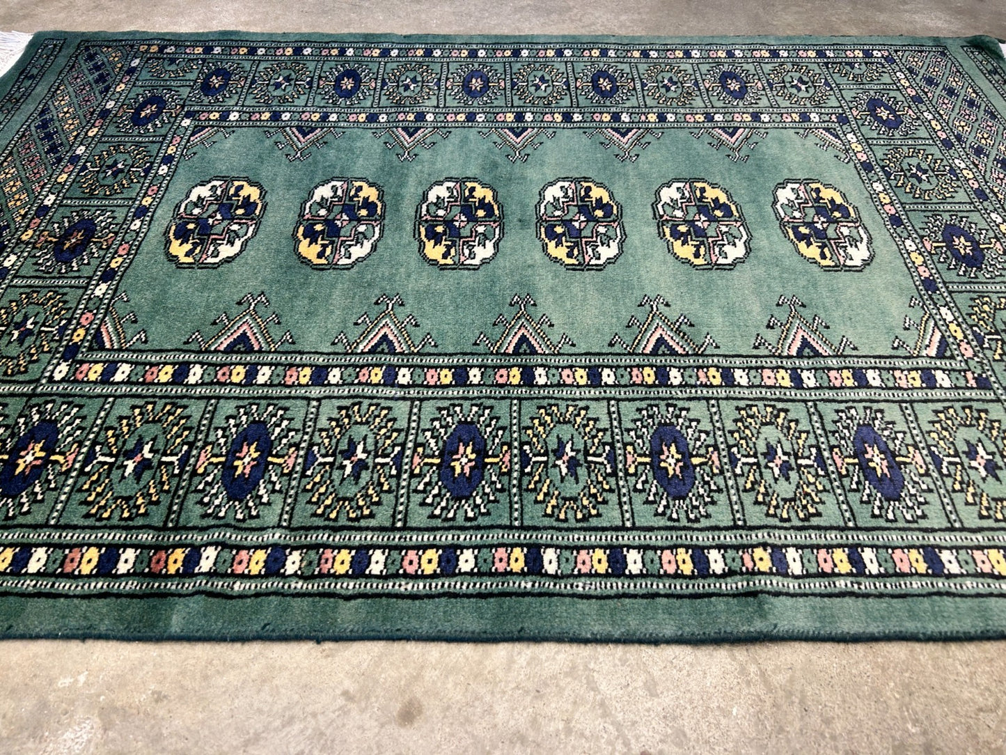 2'8"x4'1" Hand-Knotted 100% Wool Pile Bokhara Rug
