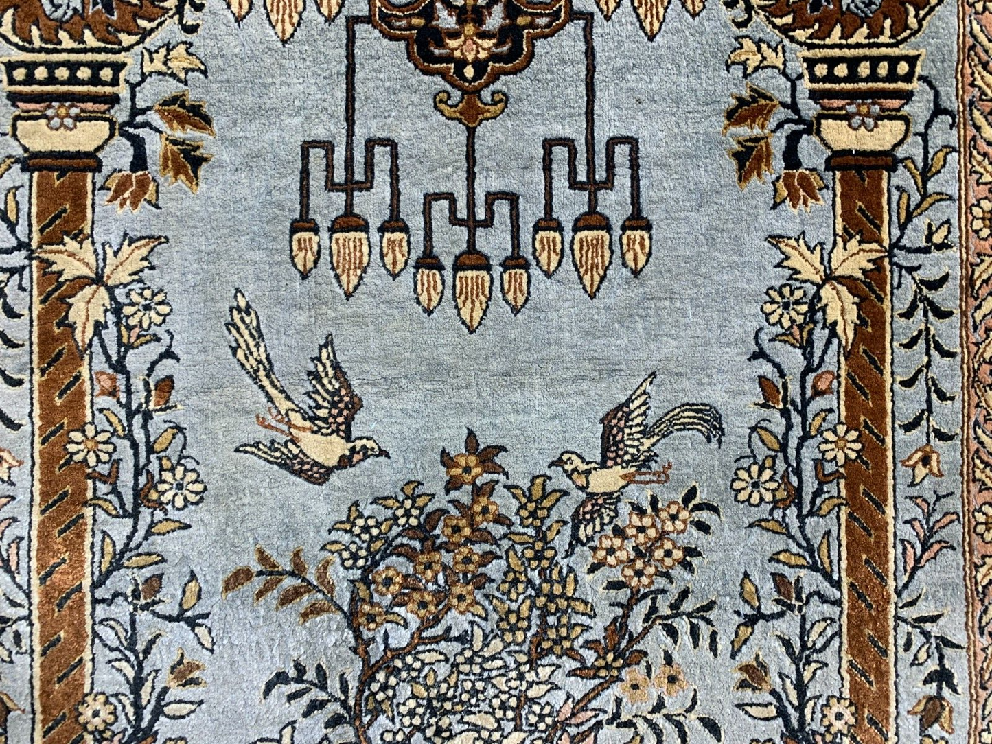 2'7"x4'1" Hand-Knotted 100% Silk Prayer Rug - Area Rug