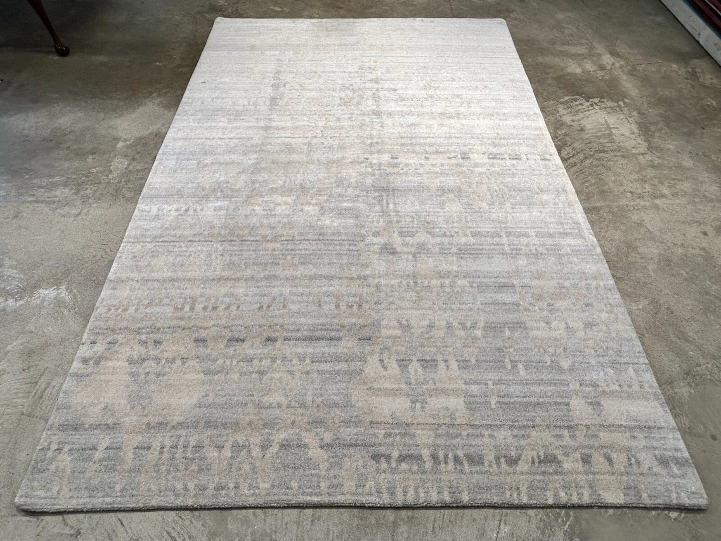 6'x8'11" Hand-Knotted 100% Wool Pile Modern Rug