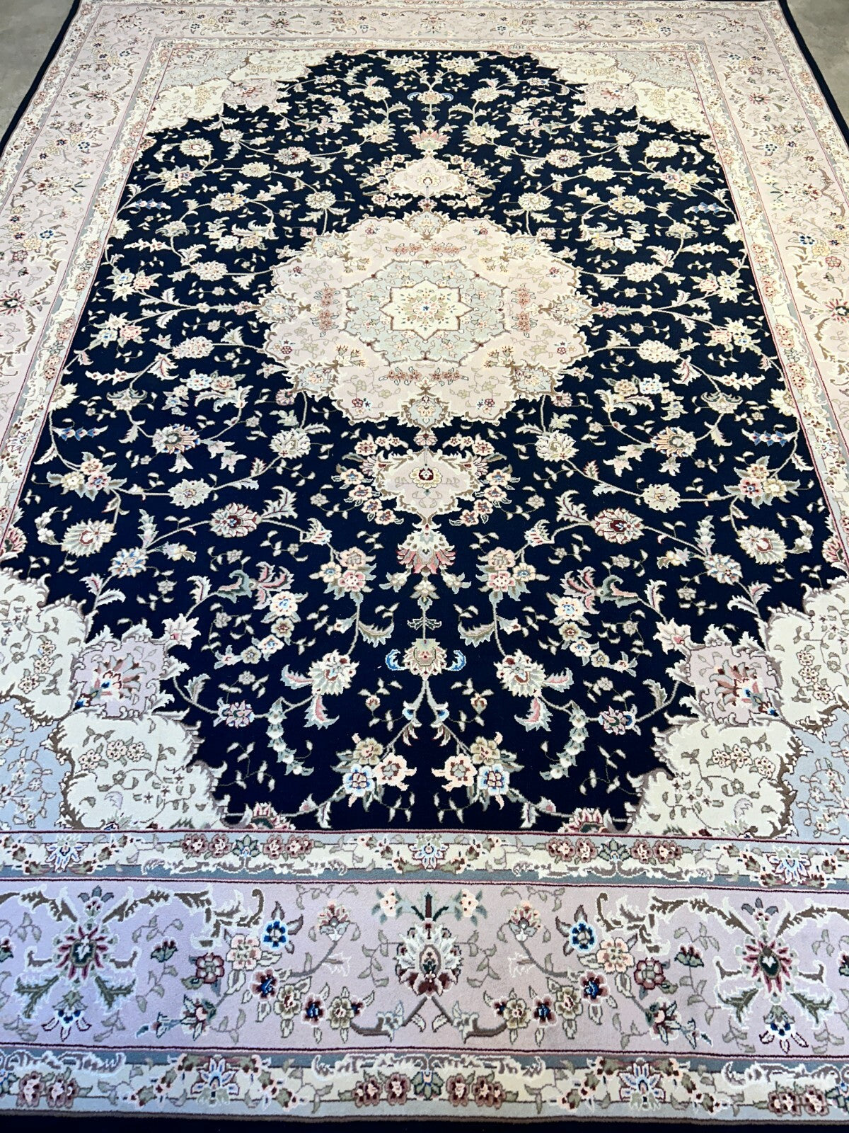 9'x12' Hand-Knotted Wool & Silk Blend Oriental Rug