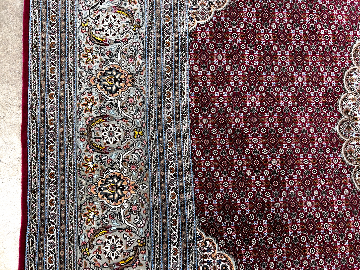 8'4"x11'6" Hand-Knotted Silk & Wool Tabrize Fish Style Area Rug - Carpet