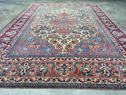 4'10"x6'7" Collector Antique Very Fine Hand-Knotted 100% Wool Isfahane Rug
