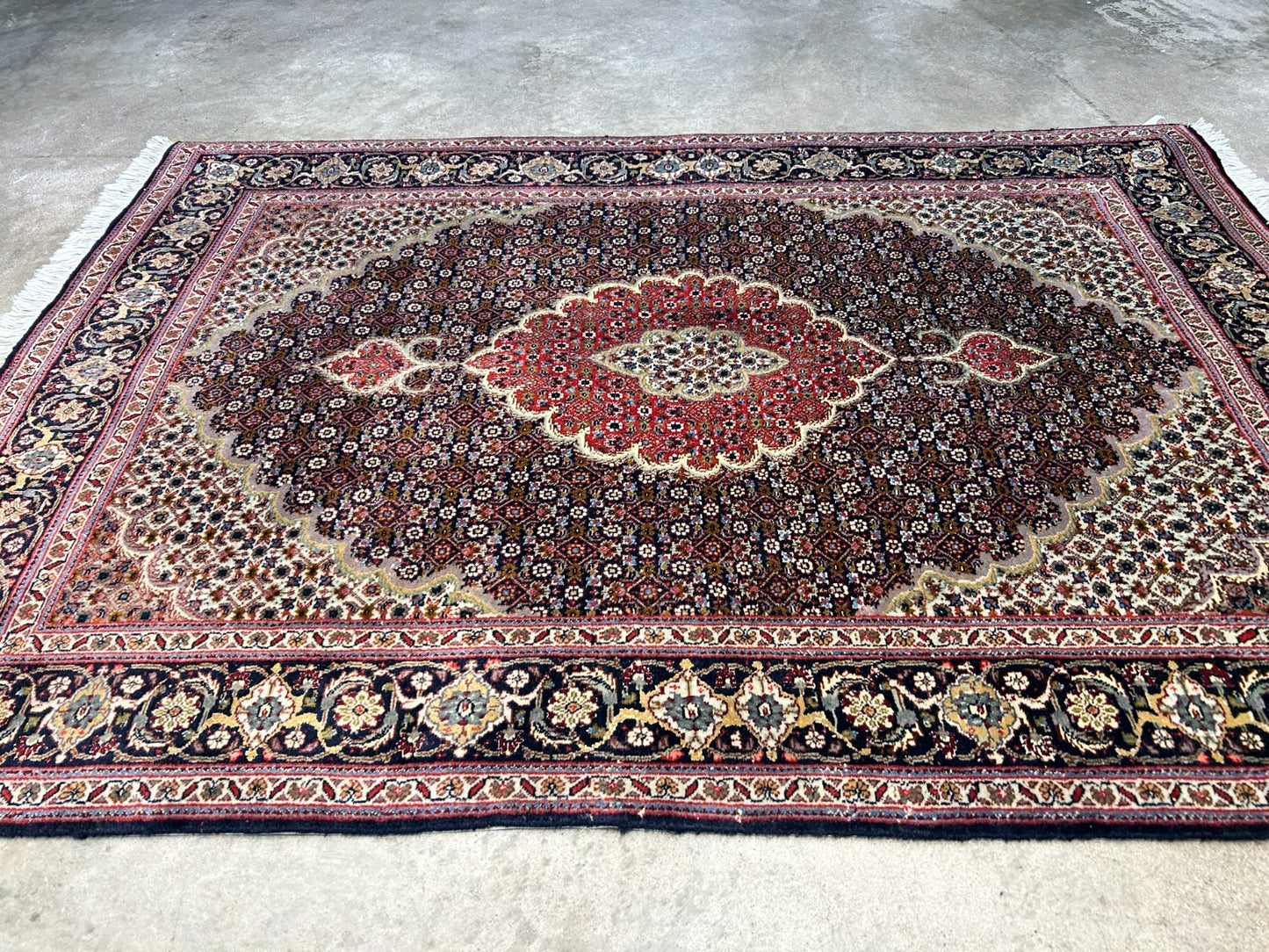 3'4"x4'8" Hand-Knotted 100% Wool Pile Tabrize Mahi Rug