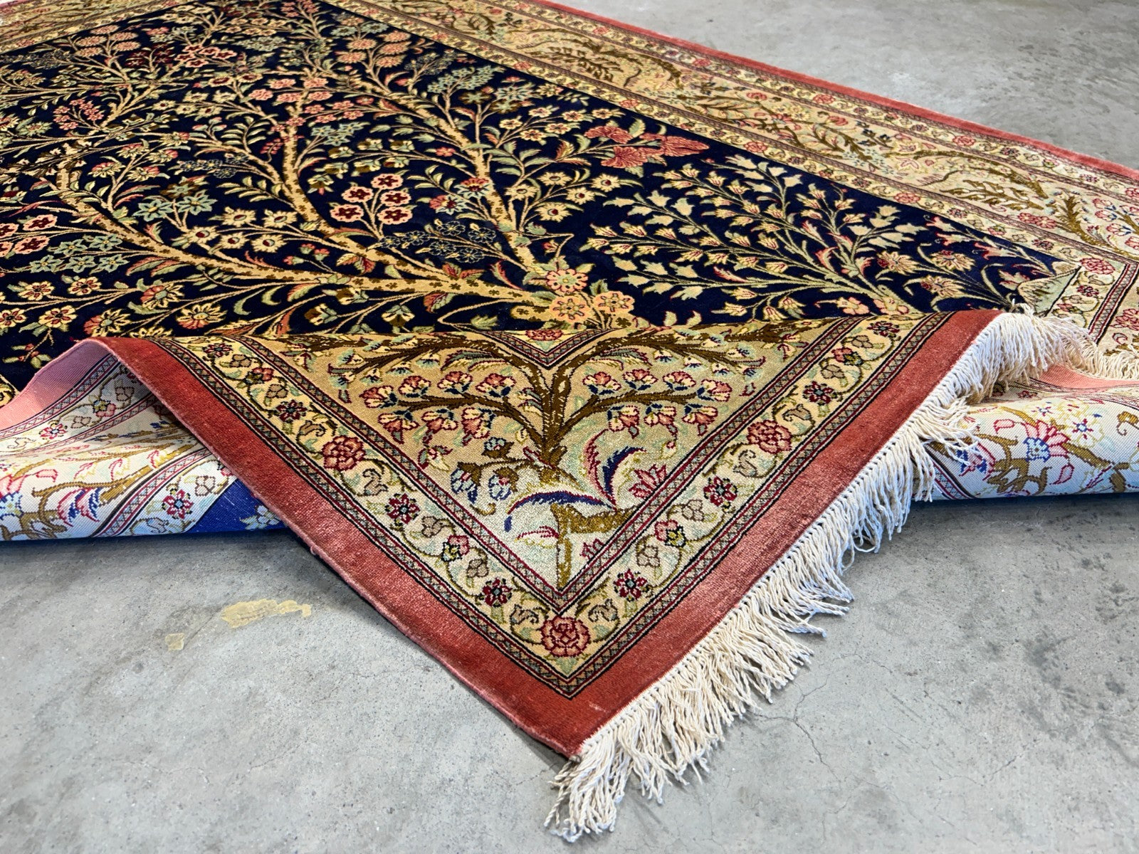 3'3"x4'11" Exquisite Extra-Fine Hand-Knotted 100% Silk Tree of Life Area Rug