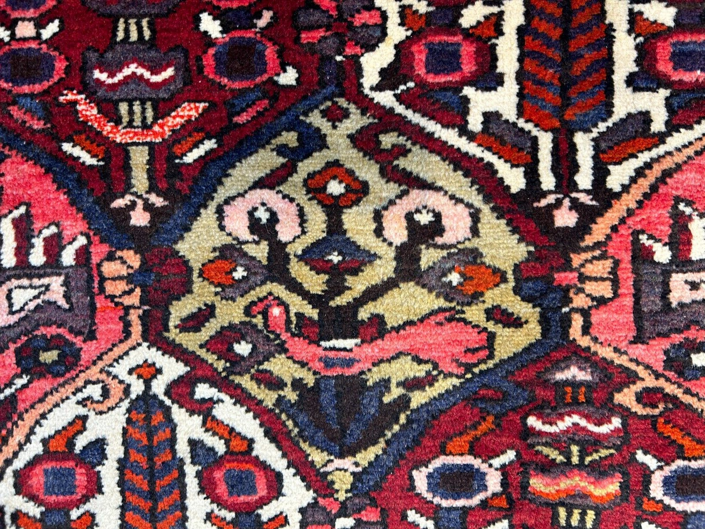 6'6"x10'1" Hand-Knotted 100% Lamb Wool Bakhtiarie Carpet - Area Rug