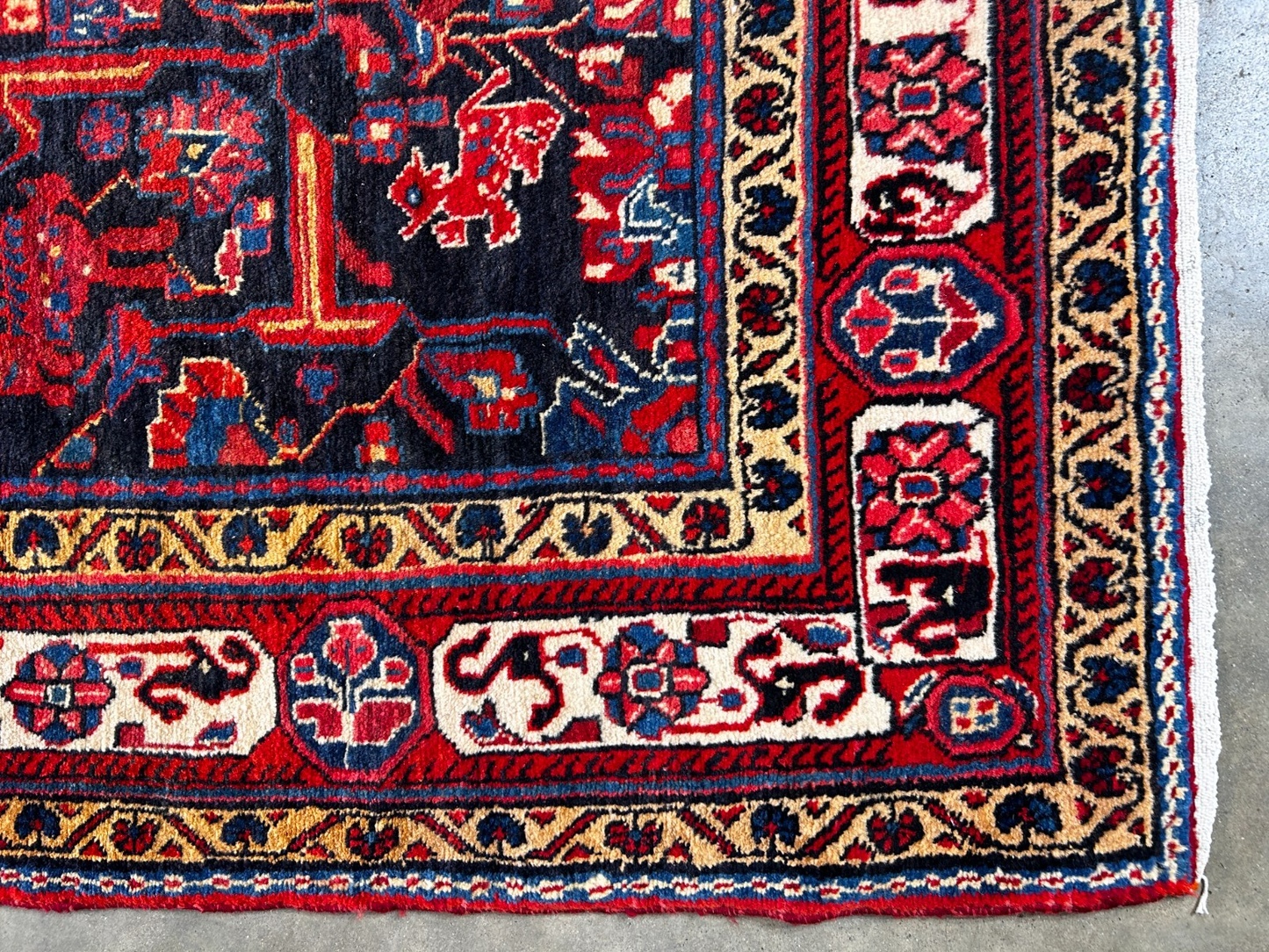 5'0" x 9'5'' Hand-Knotted 100% Lamb Wool Pile Nahavande Area Rug