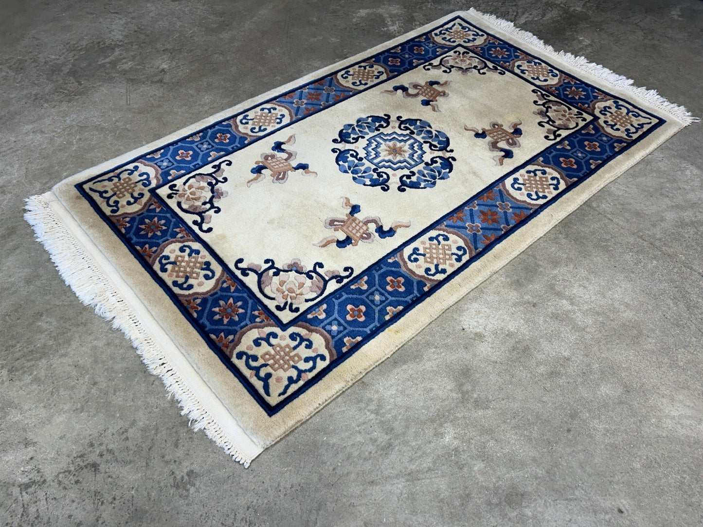 3’1”x5’2” Hand-Knotted 100% Wool Pile Oriental Area Rug - Carpet