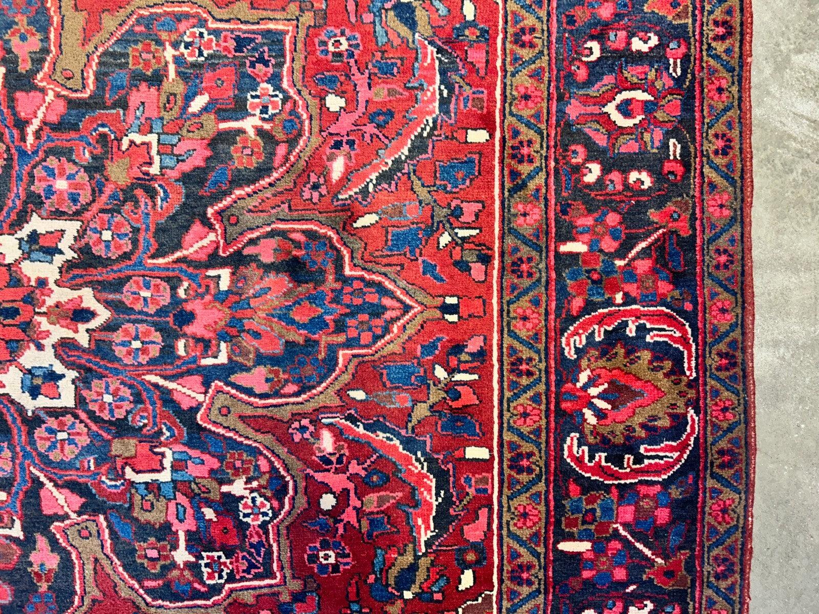 8'2"x11'6" Hand-Knotted 100% Wool Pile Herize Rug