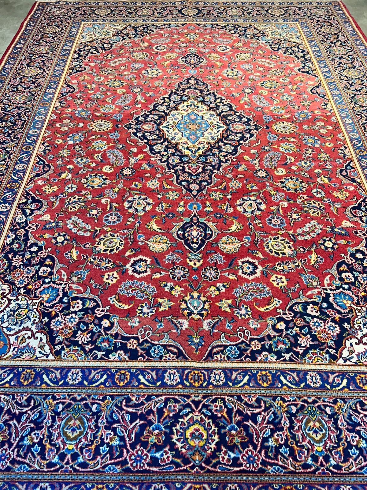 8'11"x12'4" Hand-Knotted 100% Wool Pile Kashane Rug