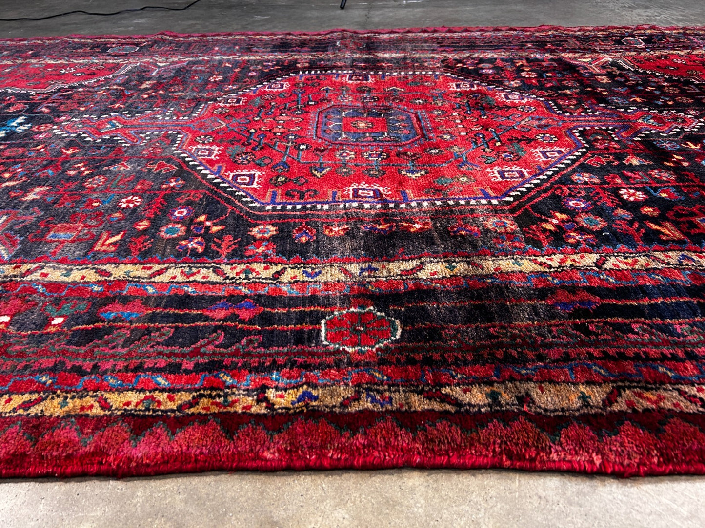5'0" x 9'5" Hand-Knotted 100% Wool Pile Nahavande Area Rug - Carpet