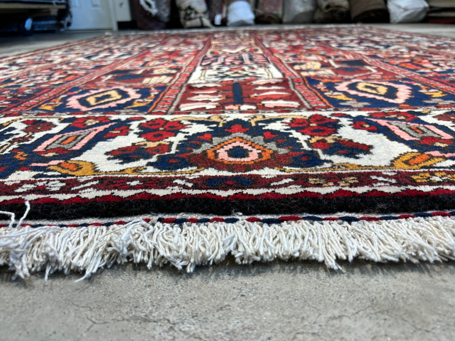 6'10"x10'1" Hand-Knotted 100% Lamb Wool Bakhtiarie Carpet - Area Rug