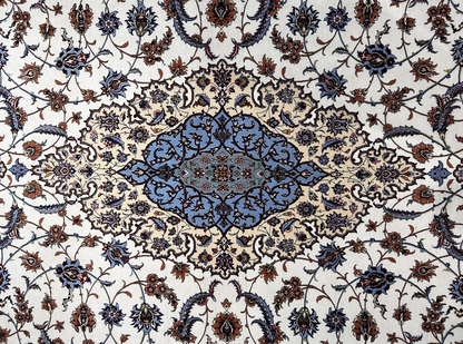 8'6"x12' Extra Fine Hand-Knotted Wool & Silk Isfahane Rug