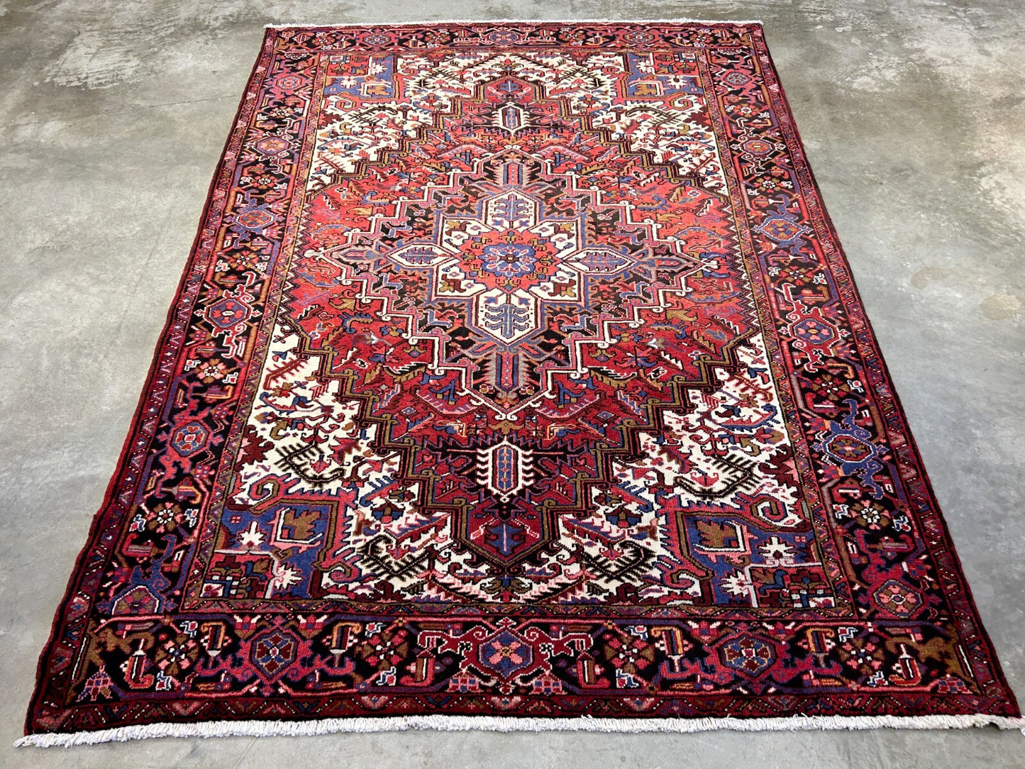 7'3"x9'9" Hand-Knotted 100% Wool Herize Carpet - Area Rug