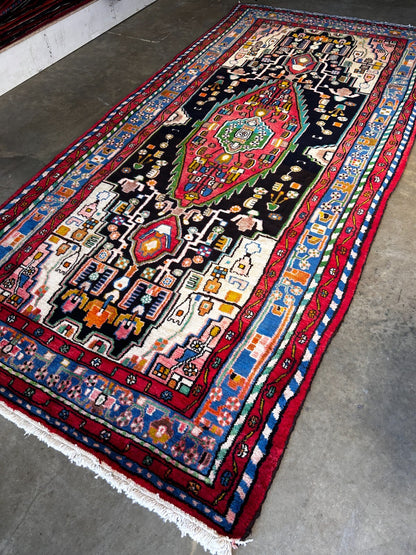 4'8" x 10' Hand-Knotted 100% Lamb Wool Nahavande Area Rug