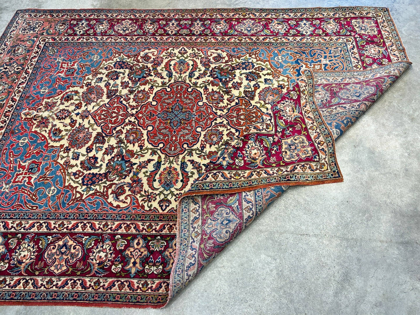 4'10"x6'7" Collector Antique Very Fine Hand-Knotted 100% Wool Isfahane Rug