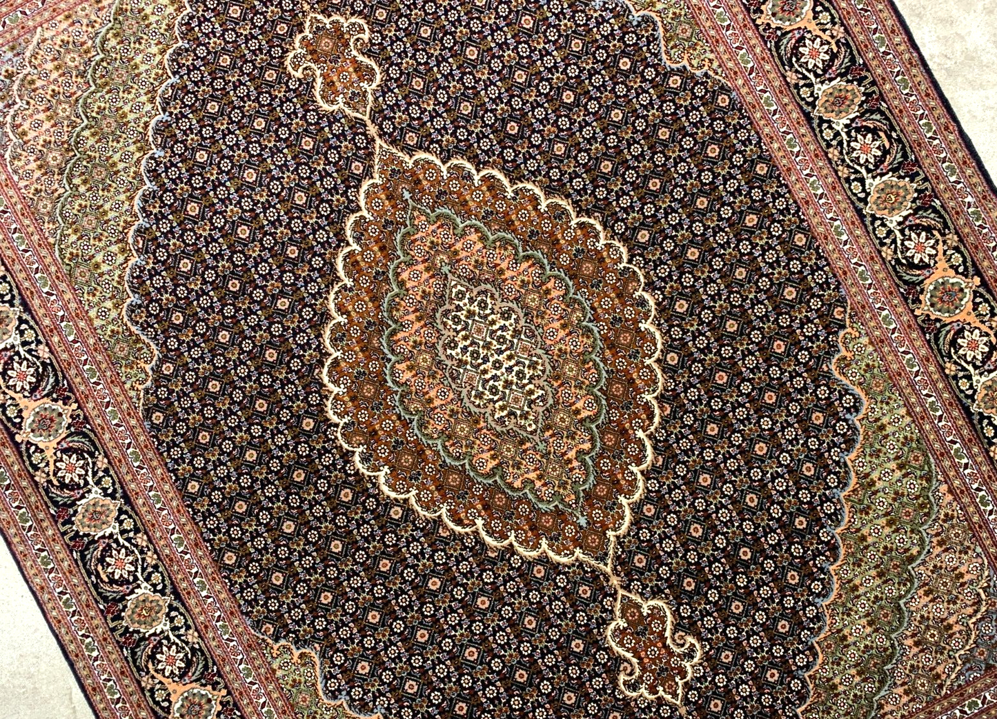 5'x6'7" Fine Hand-Knotted Wool & Silk Blend Tabrize Mahi Carpet - Area Rug