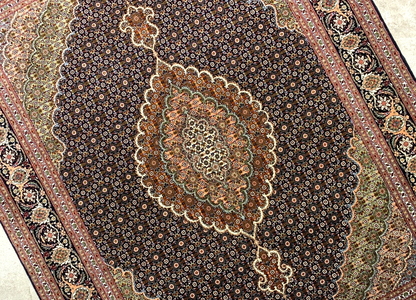 5'x6'7" Fine Hand-Knotted Wool & Silk Blend Tabrize Mahi Carpet - Area Rug