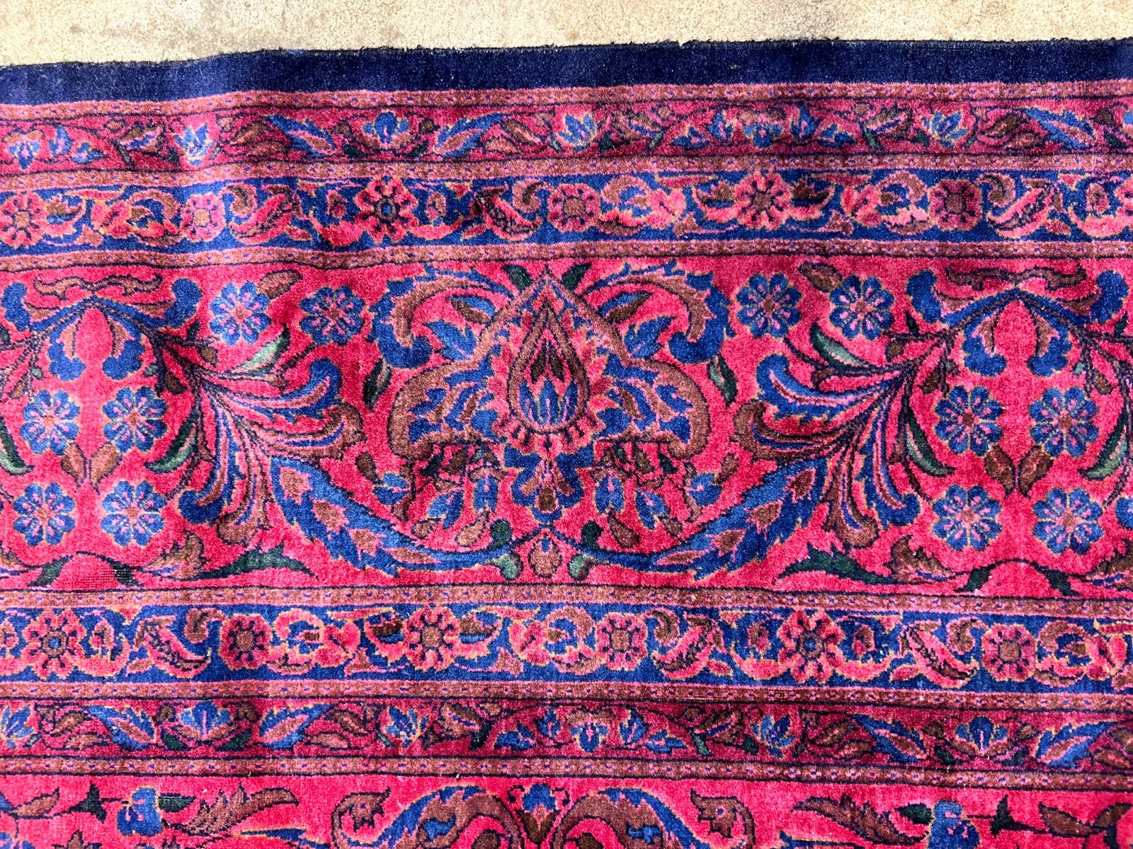 Collector Antique 8'6"x12' Extra Fine Hand-Knotted Wool Kashane Rug