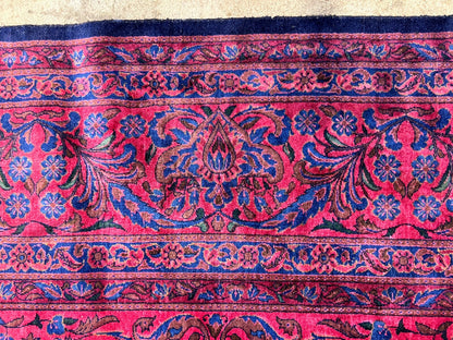 Collector Antique 8'6"x12' Extra Fine Hand-Knotted Wool Kashane Rug