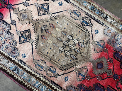 5'1" x 8'10" Hand-Knotted 100% Lamb Wool Carpet - Mousele Area Rug