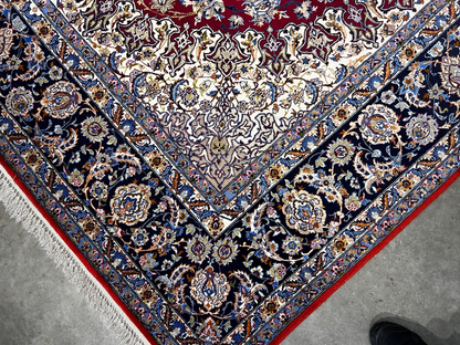 8'1"x11'6" Extra Fine Hand-Knotted Wool & Silk Isfahane Rug