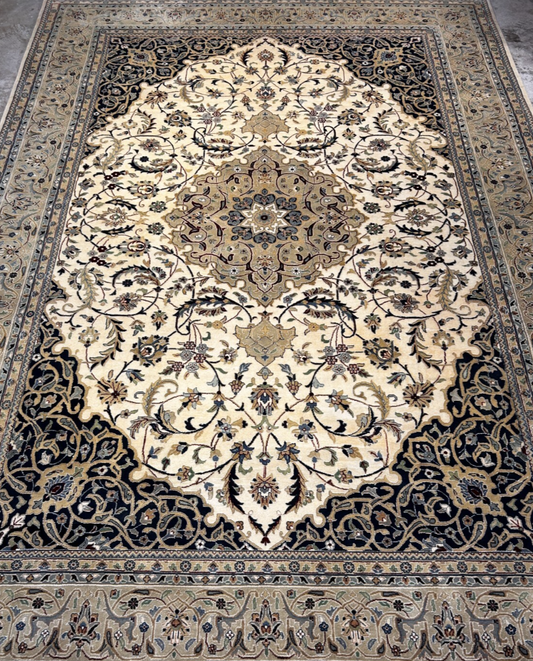 8'1"x12'1" Very Fine Hand-Knotted 100% Wool India Naine Rug - Area Carpet