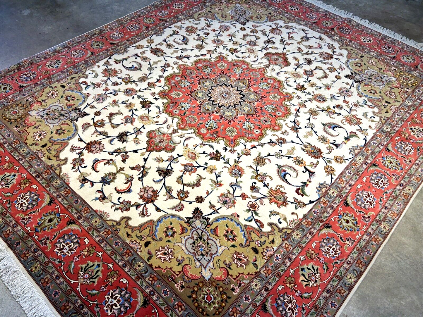 6'9"x8'1" Fine Hand-Knotted Wool & Silk Blend Tabrize Carpet - Area Rug