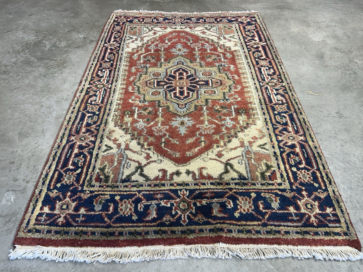 3’x4’9" Hand-Knotted 100% Wool Indoserapi Area Rug - Carpet