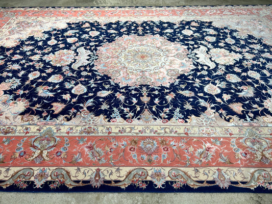6'7"x10'2" Fine Hand-Knotted Wool & Silk Blend Tabrize Carpet - Area Rug